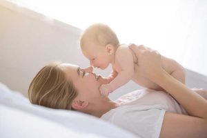 اهمیت حالت چهره برای ارتباط با نوزادان